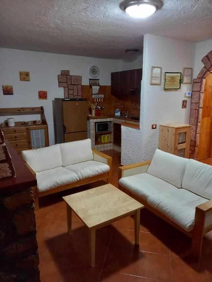 Casa Vacanza Le Viste Serrone Luaran gambar