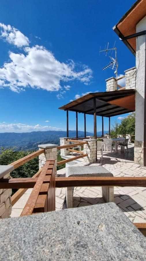 Casa Vacanza Le Viste Serrone Luaran gambar