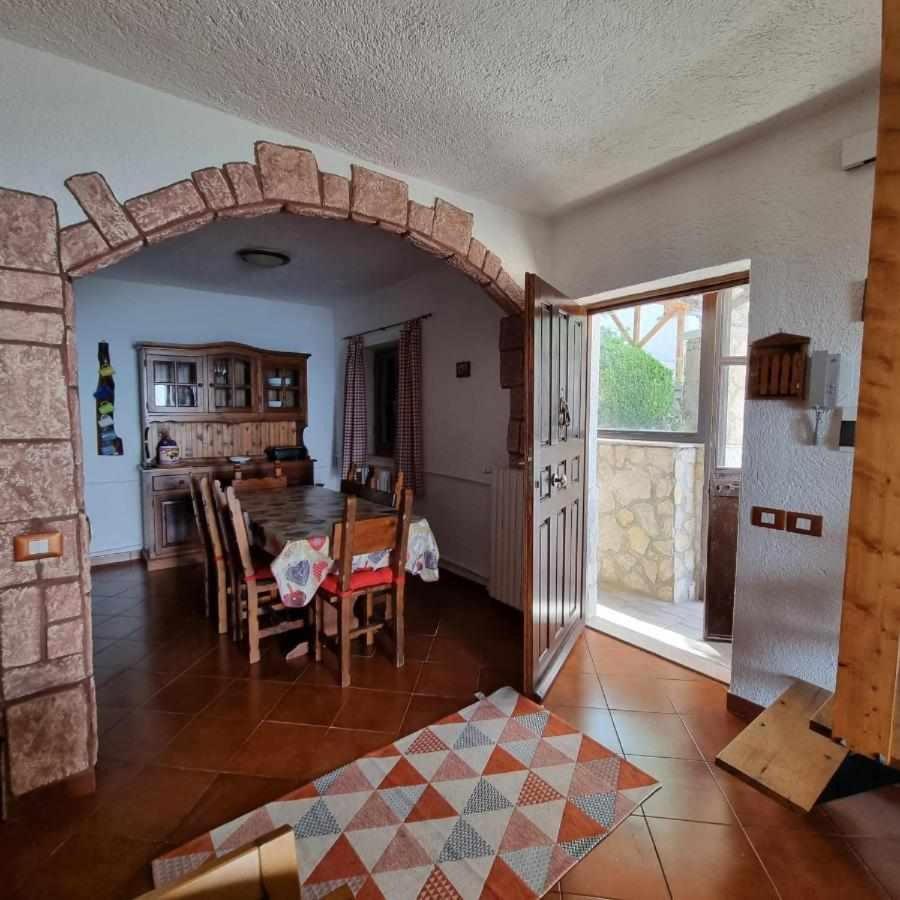 Casa Vacanza Le Viste Serrone Luaran gambar