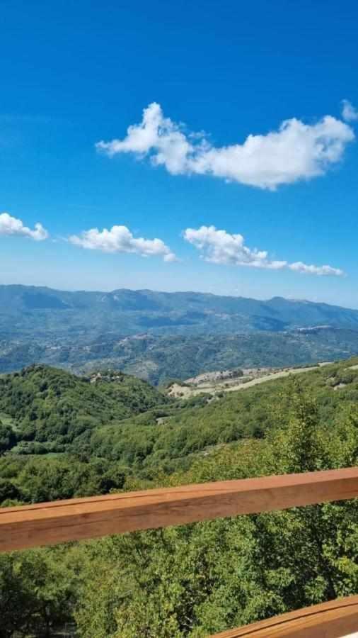 Casa Vacanza Le Viste Serrone Luaran gambar